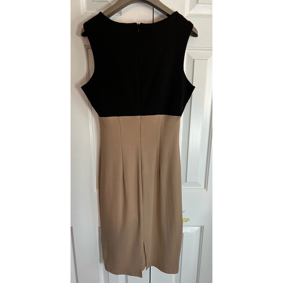Size 8 NY Gard 2 tone dress. Amazing quality. Worn under 10 times - Picture 2 of 4